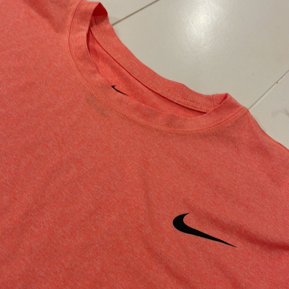 Nike Men’s Dri-fit shirt